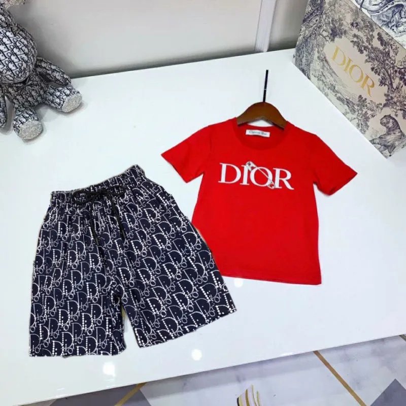 Carolyn680011's tweet image. 🥰Reps Designer Kids Letter Print Short-Sleeved T-Shirt Shorts Two-Piece Set

💰💕Price: US$18.25👉is.gd/GctCqR😘Style: Fashion
#twopieceset #dior #fashion #repsclothing #onlineshopping