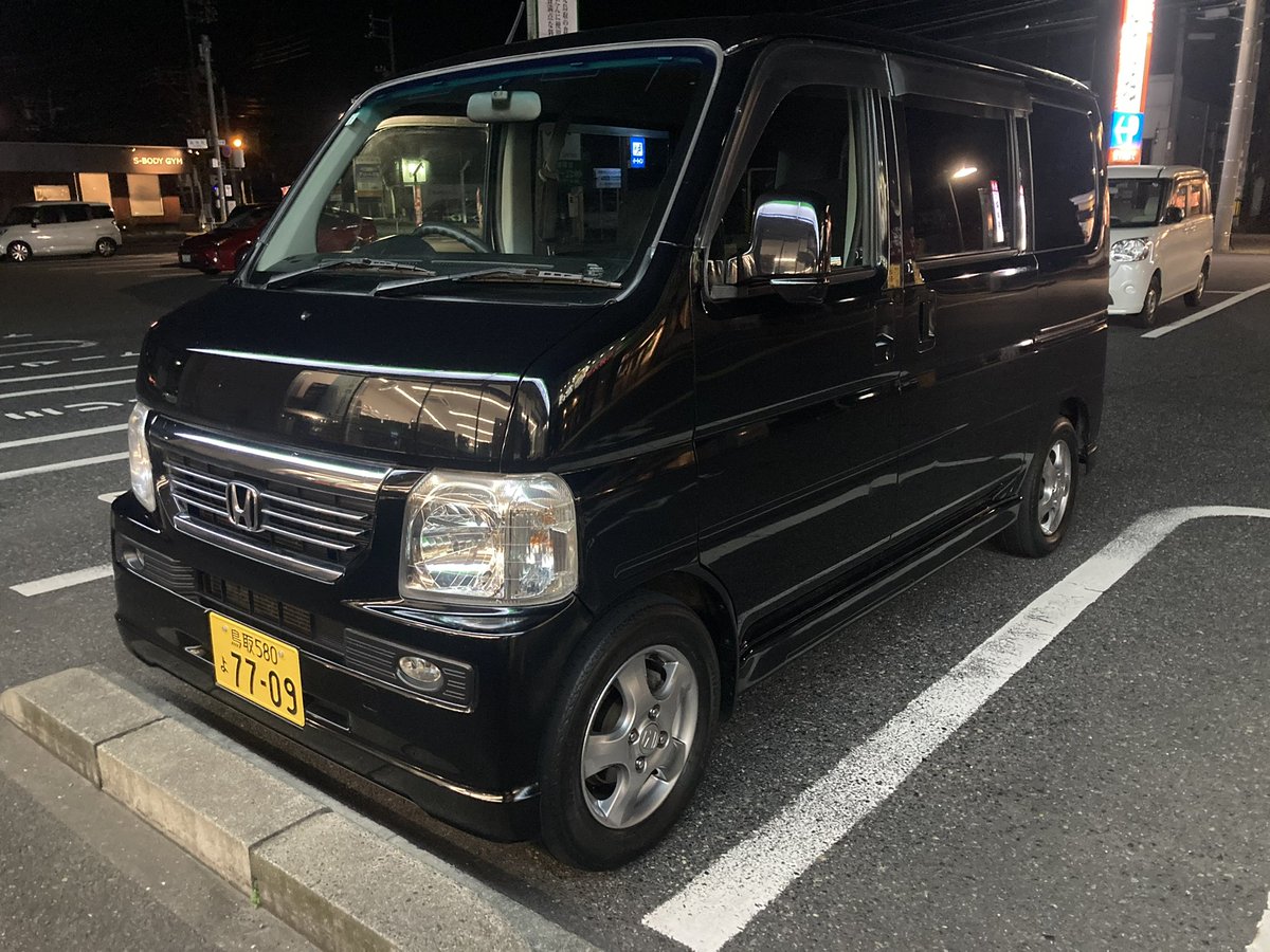 yyyooo_pi's tweet photo. 4日前に無事死亡しました(エンジン)🥹
持病が出ちゃってエンジン載せ替えレベルだったから、翌日に次の車買ってきたぁぁぁぁぁ！！！

可愛い愛車を手に入れた🥰🥰🥰
何かは言わないが、オモチャや!!w https://t.co/QQHWhfIQgb