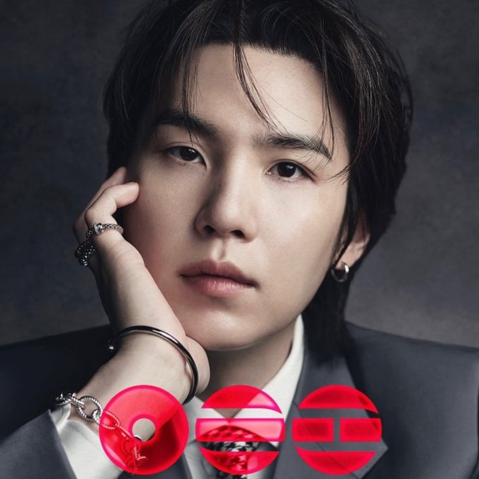 YOONGI YOONGI YOONGI YOONGI tweet media