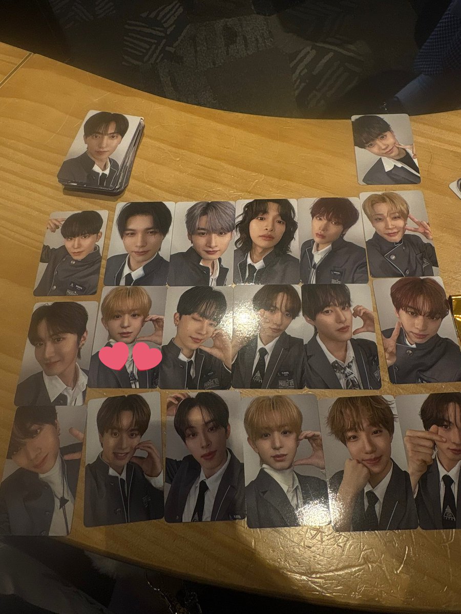 𝟒𝟏𝟎♥ tweet media