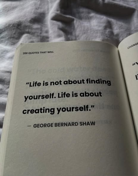 DesertRaton's tweet photo. A new week has quietly begun. Doubt is more terrifying than failure, it will let timidity steal your dreams, so face the challenge head on, courage is life's anthem! https://t.co/W5z8md6Kac