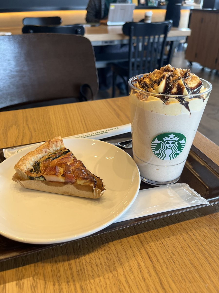 ＊Risa＊ tweet media