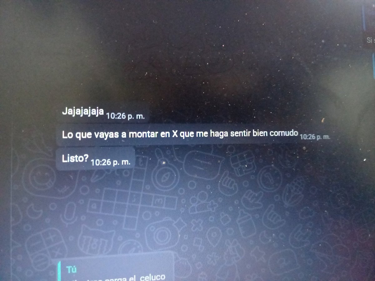 curioxoxx's tweet photo. Mi hombre me dijo que montara algo que lo hiciera sentir bien cornudo, y esto era lo que estaba hablando con otro y las fotos que estaba mandando ¿Ustedes creen que lo logre? :* https://t.co/QAVGCwmLhL