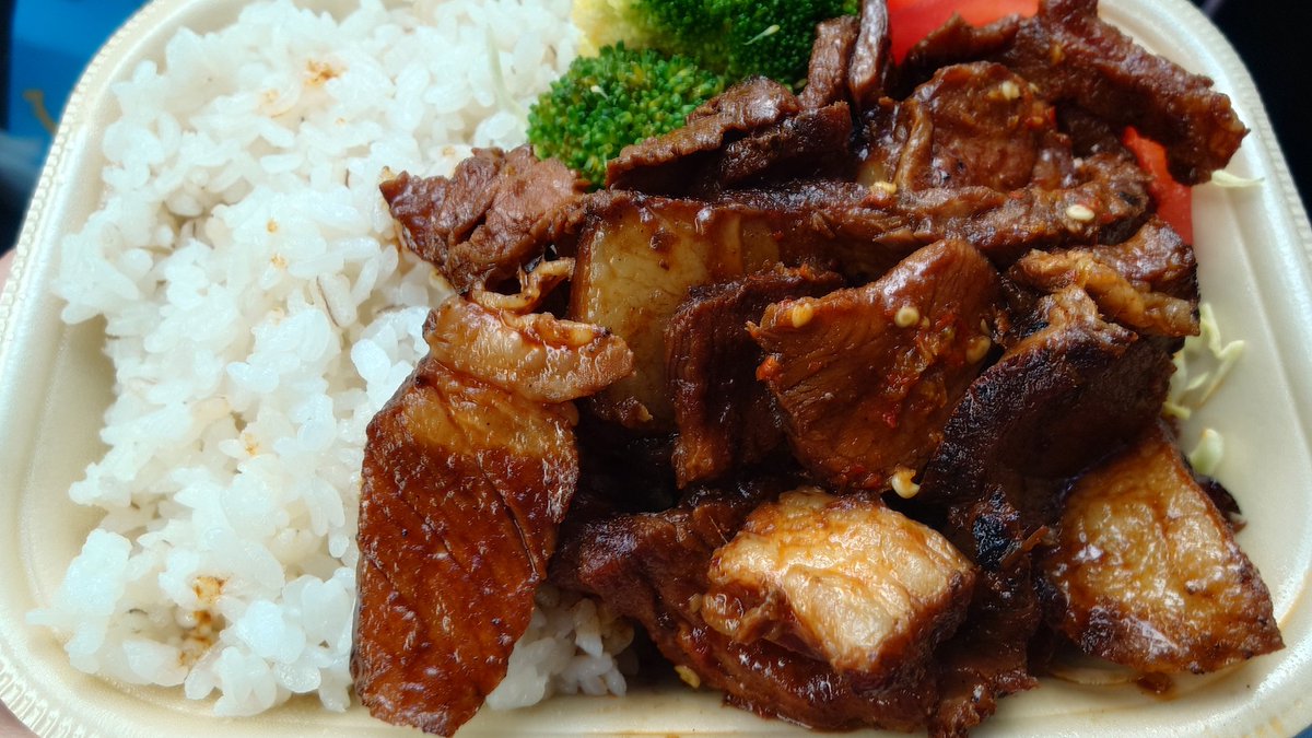 おひる！！
平日のお昼にジャークポーク久しぶり✨