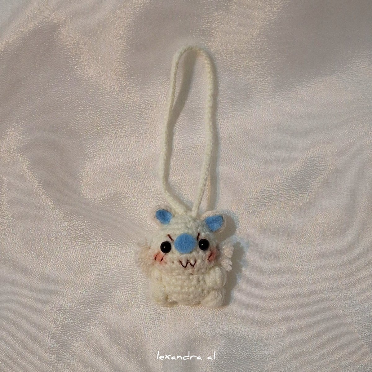 lexa_ndraal's tweet photo. ☆Chiikawa keychain
☆Momonga keychain
☆Hachiware keychain
☆Kuri-manju keychain https://t.co/Cy59wxoRb8