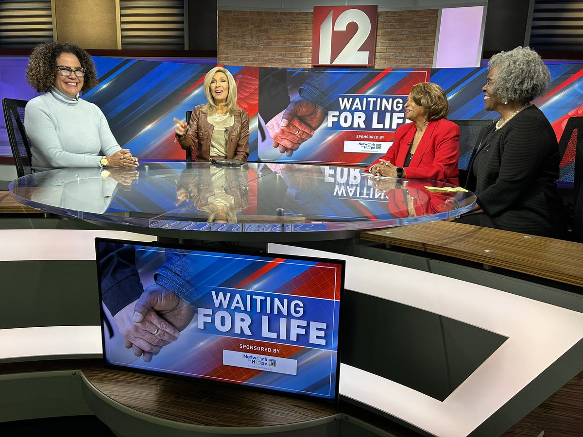 Liz Bonis tweet media