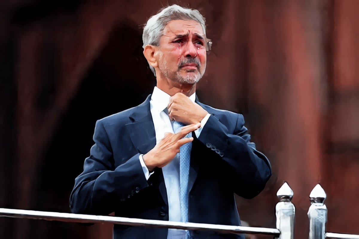 hamzitron's tweet photo. @DrSJaishankar @araghchi He had discussion with the @araghchi but still they haven't "PERMITTED" Indian Oil tankers to cross the Strait of Hormuz.

"Voice of global south" can't even raise his voice to ask Iran for their ships. They will now invade Iran in next bollywood movie. 🤡🤡 https://t.co/31D5KzX0pD