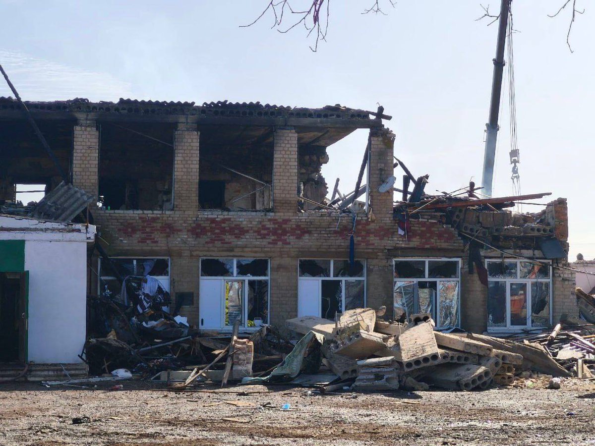 Советский, злой, твой tweet media