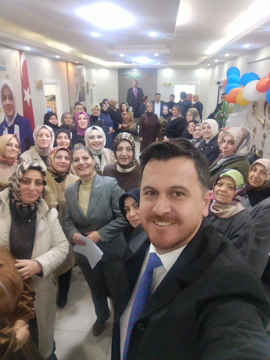 Kadınların azmi,fedakârlığı ve emeği; güçlü bir toplumun en önemli temelidir. Sayın <a href="/abuyukgumus/">Ahmet Büyükgümüş</a>’ün kadınlara verdiği değer ve gösterdiği hassasiyet,teşkilatlarımızda kadınların daha güçlü bir şekilde yer almasına ve çalışmalarımızın daha da bereketlenmesine vesile olmaktadır.