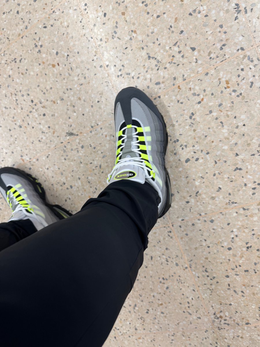 Skinheadworkie tweet media