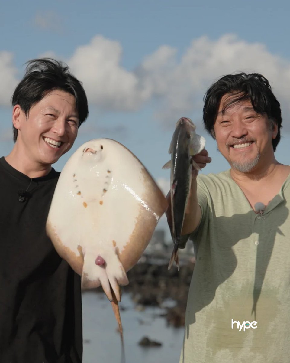 HypeMY's tweet image. #BBC Studios has unveiled its latest Korean culinary adventure series, “Ed &amp;amp; Ryu: Mad About Seafood”, premiering on 22nd March across Asia on #BBCEarth and #BBCPlayer. Hosted by acclaimed Korean-American chef and Netflix’s #CulinaryClassWars finalist #EdwardLee and South Korean