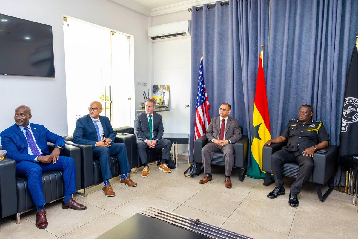 Ghana Police Service tweet media