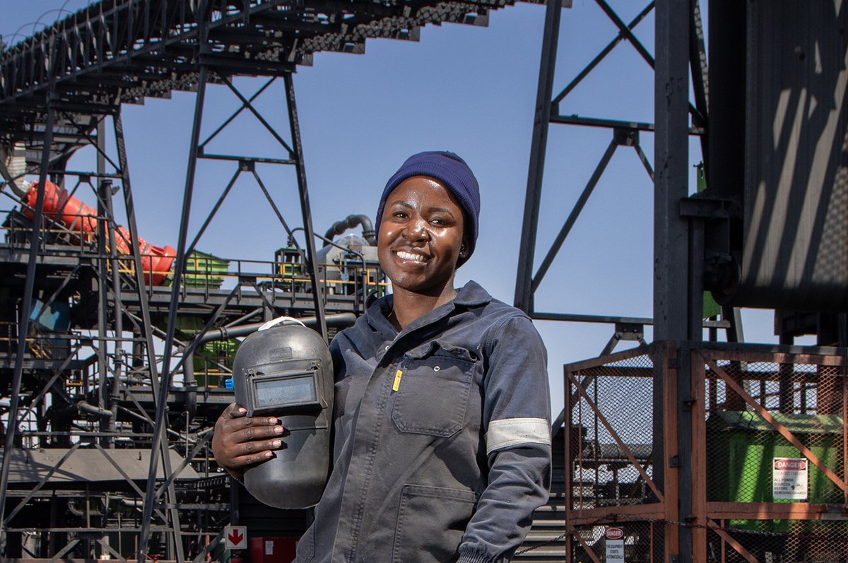 canyoncoal's tweet photo. "I decided to venture into boiler-making because it’s more challenging. We fabricate and build structures, which I found fascinating because I also enjoy drawing,” says #khanyecolliery Boilermaker Endeline Kobeli.
Get the full story in #TheMaroonPost: https://t.co/nRgcnj9mjR #canyoncoal