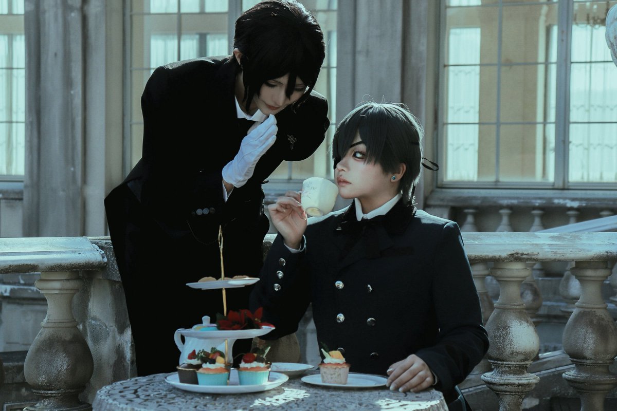 keimaru_piyo02's tweet photo. Cosplay 黒執事

___________________________

A moment between 
the butler and his young master.

___________________________

Ciel Phantomhive＊ @1OO__ten 
Sebastian Michaelis＊kei
photo＊@a25suno https://t.co/pmyUynLBWU