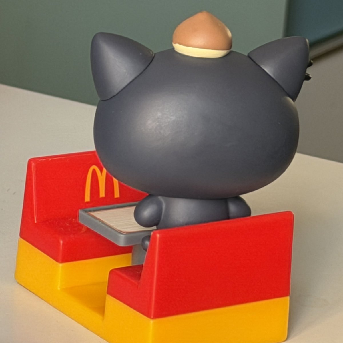 은버트 tweet media