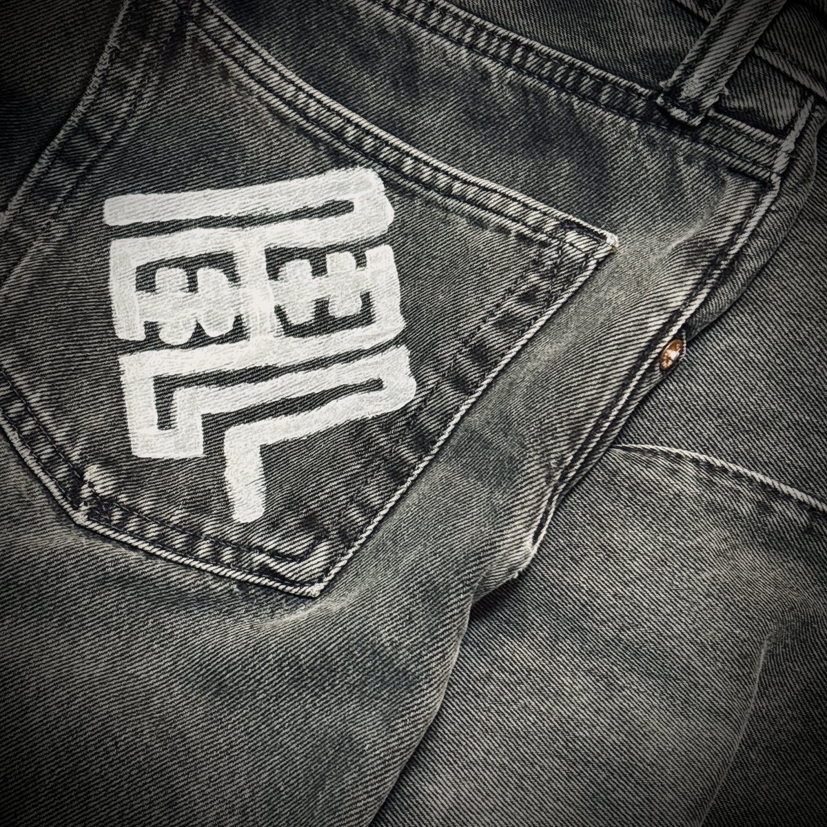 トキキル tweet media