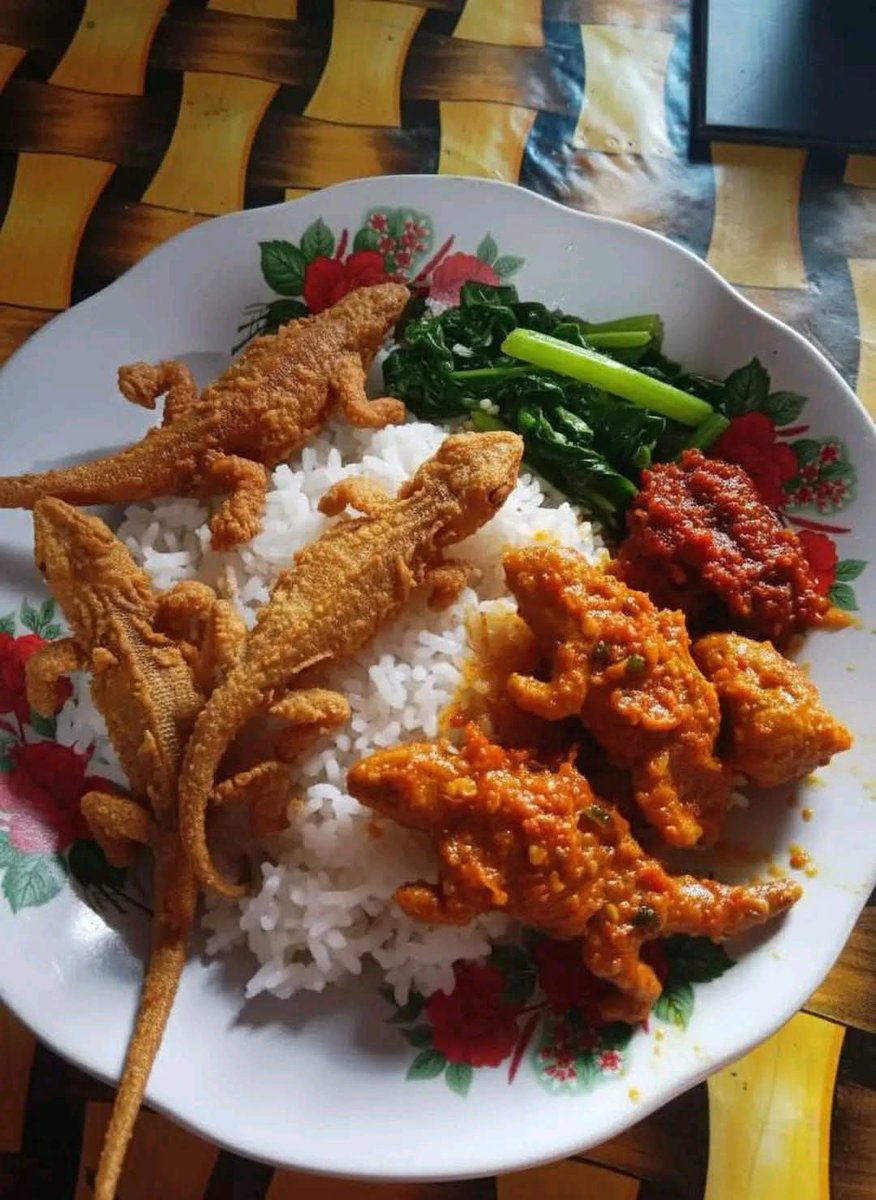 Ketawa itu GRATIS 🛩 tweet media