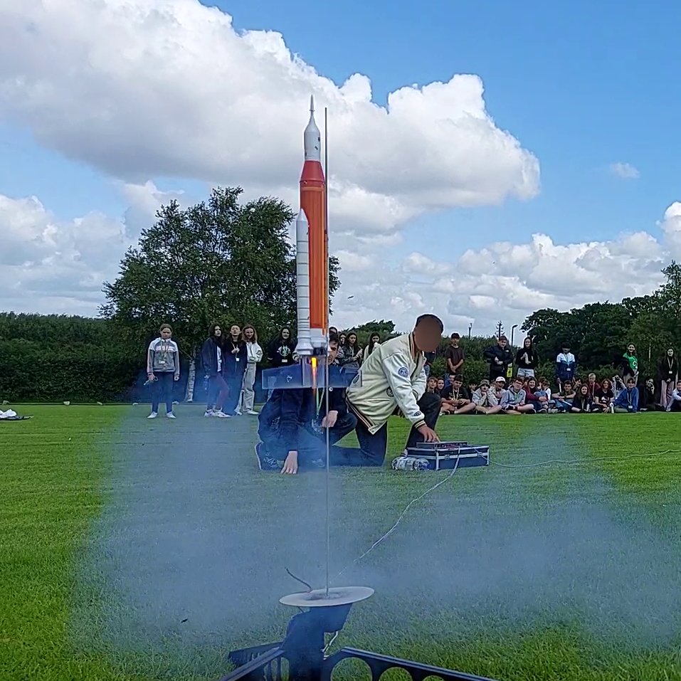 <a href="/esaspaceflight/">Human Spaceflight</a> We can 't wait for this epic #ArtemisII launch to happen! 
And I have a hint: there is a great offer for very nice #SLS rocket models great for display and even for launching here at <a href="/RocketryKlima/">Model Rocketry Klima</a>: raketenmodellbau-klima.de/e-vendo.php?a=…
#STEAM #modelrockets #ESA #Artemis