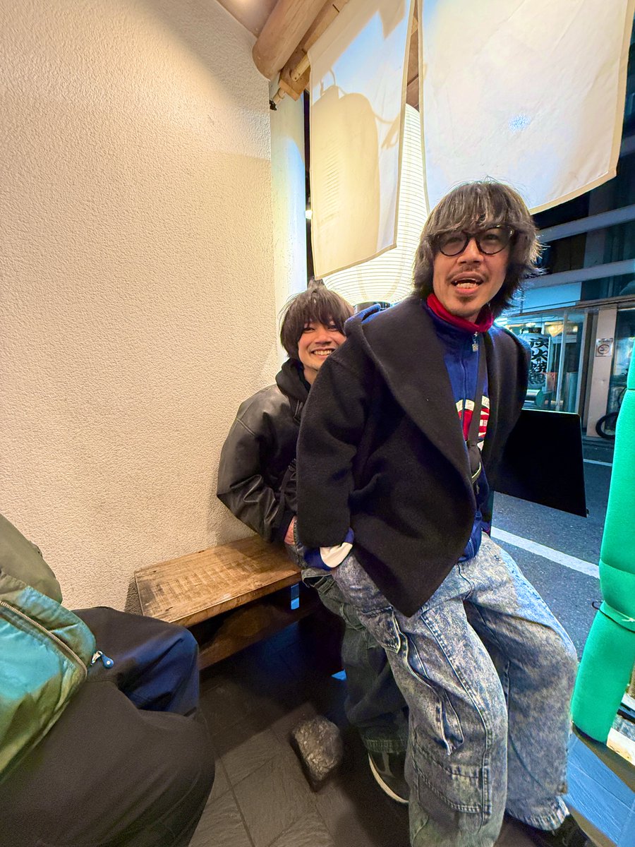 LilyClone tweet media