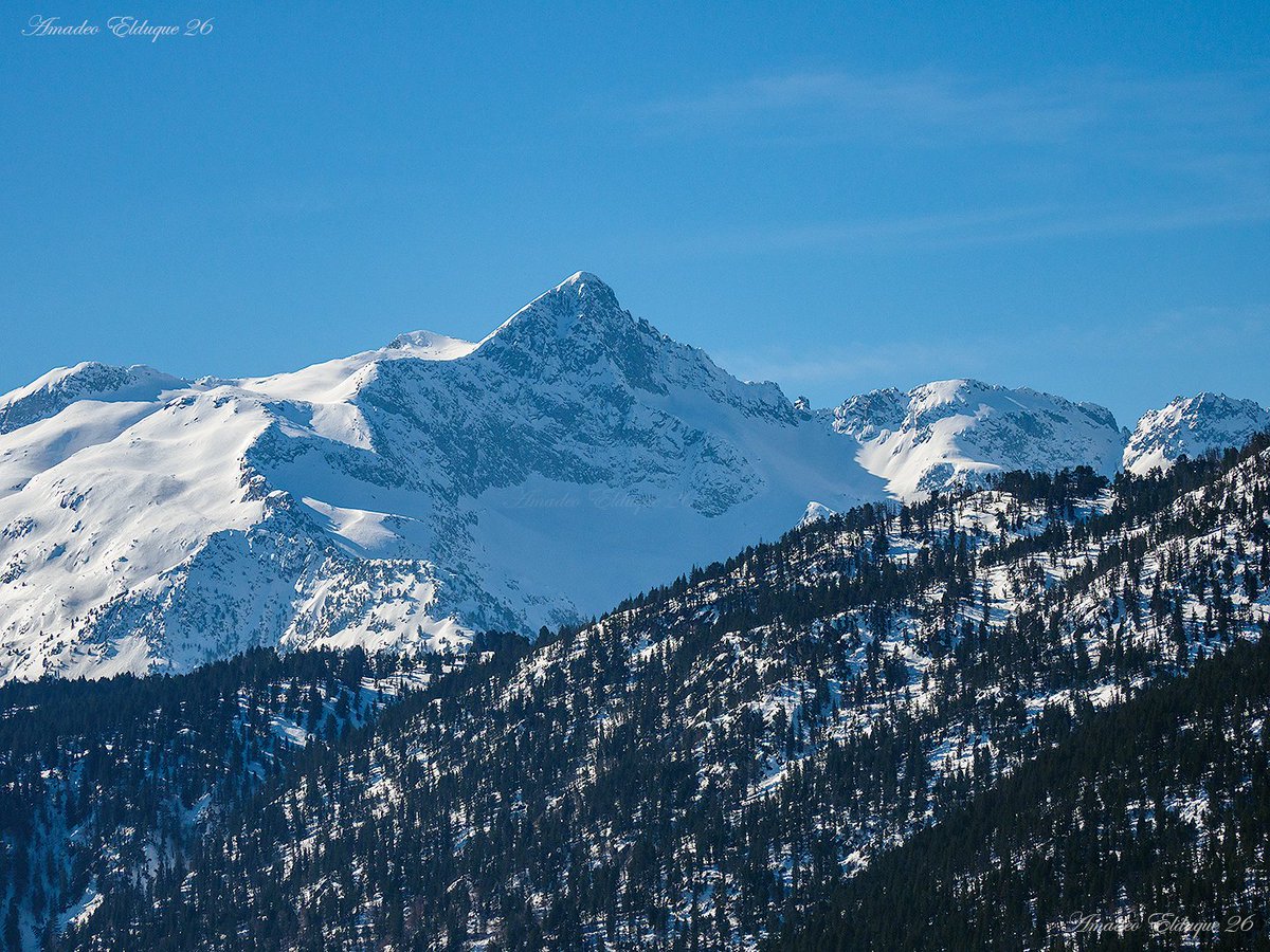 aelduque's tweet image. #Montardo desde el mirador de #Beret, en la carretera de ascenso al #PladeBeret. 
#ValDAran, #Lleida, #Catalunya, #Spain. 
📷 2026-02-26