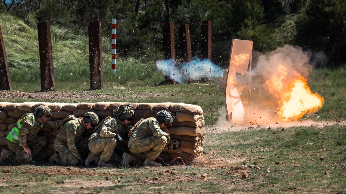 Defence Australia tweet media