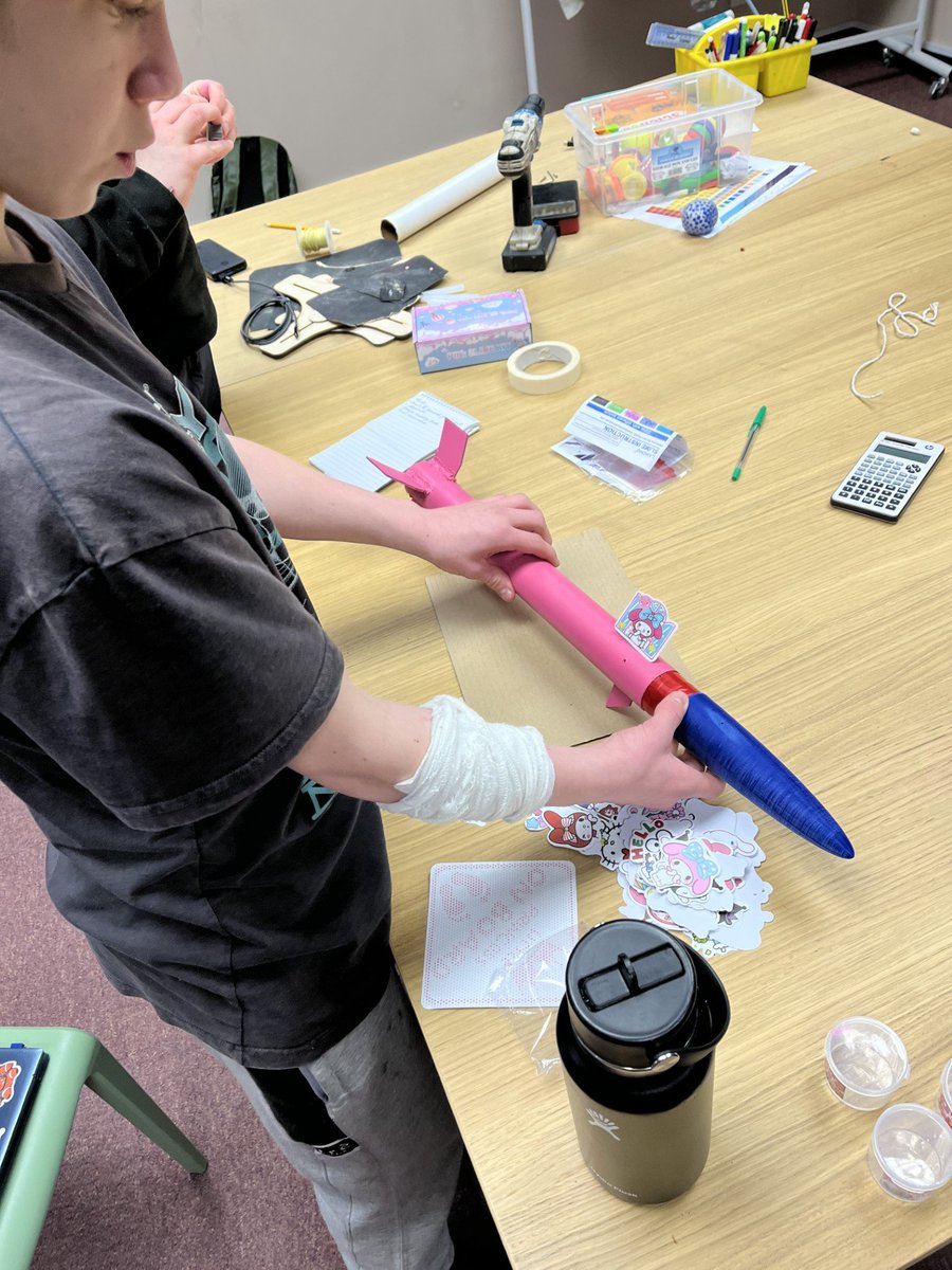 CeredigionPRU's tweet photo. Our pupils took their ideas to new heights yesterday! 🚀 Huge thank‑you to @scienceandengineeringsu for another inspiring rocket‑building workshop. Hands‑on STEM at its best! Lift off loading… ⏳#NationalScienceWeek #ReadyForLaunch https://t.co/GwpoJEzoVq