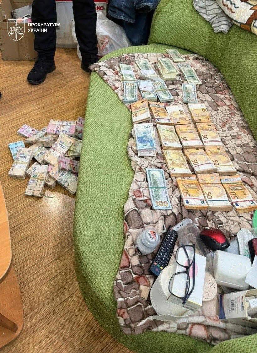 Говорить Великий Львів tweet media