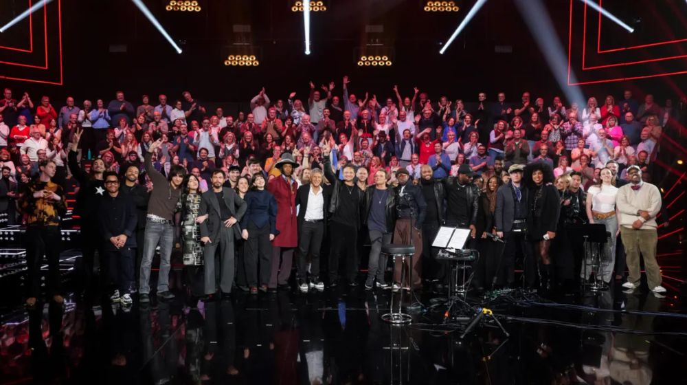 Mediasinfos's tweet photo. C'est ce soir à 22H55 sur #France2 que @Nagui présentera un tout nouveau numéro inédit de son émission #Taratata. @davidhallyday #AxelBauer @LWATP… Découvrez les invités sur notre site ici: https://t.co/dH1iMqFzVH https://t.co/wr4h0gCa3a