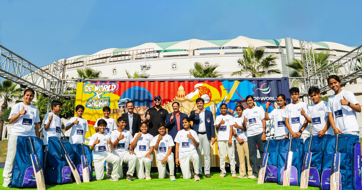 DP World India tweet media