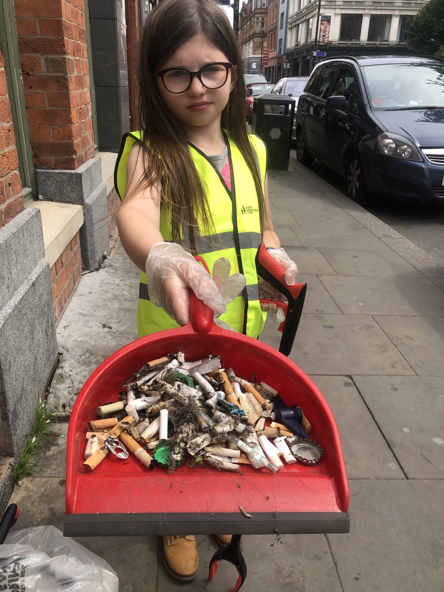 ManCityCouncil's tweet photo. The Great British Spring Clean starts today 🌻 ♻️ 

We are celebrating with a schools litter pick in Wythenshawe, involving kids from across the area.

Find out how you can get involved: https://t.co/8yW327h5cL

Share your litter pick pics using #McrSpringClean26 https://t.co/ey6VH9St5G