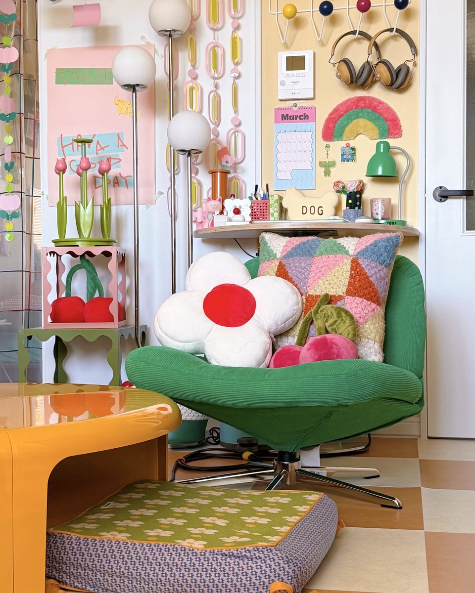 よこやま まい tweet media