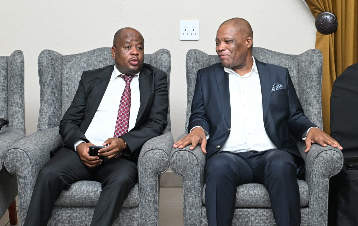 NationalCoGTA's tweet photo. 📌POLOKWANE, LIMPOPO
Deputy Minister of Cooperative Governance and Traditional Affairs, Dr Namane Dickson Masemola, is meeting the Limpopo Provincial Consultative Political Leadership on the Draft White Paper on Local Government.
#WhitePaperReview
#EveryMunicipalityMustWork https://t.co/ImvFErGrte
