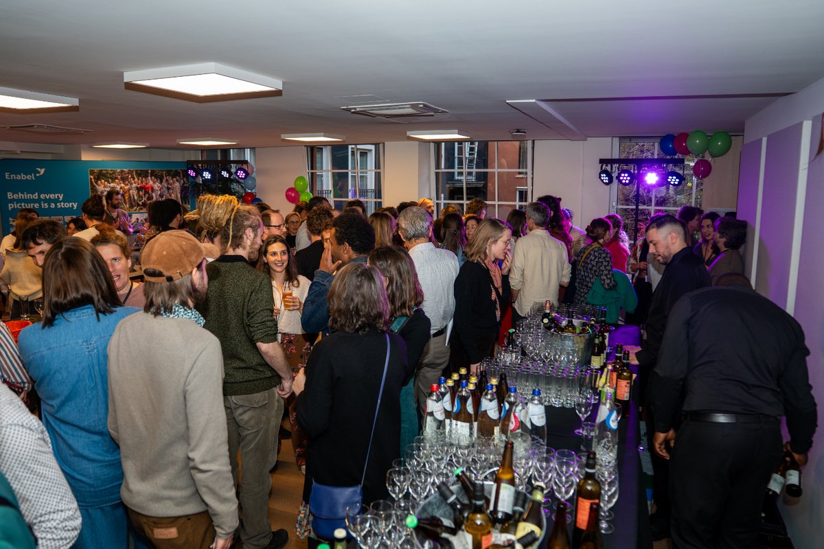 Enabel_Belgium's tweet photo. 20 YEARS🎉
Last night, we were 200+ to celebrate two decades of Enabel’s #JuniorProgramme. 🎂
Alumni & partners came together to reconnect, share memories, and celebrate this incredible journey.
Since 2006, nearly 700 young professionals have taken their first steps in international cooperation through the programme.
➡️ Discover 20 years of engagement, & impact: https://t.co/Gm6Szwr9rB