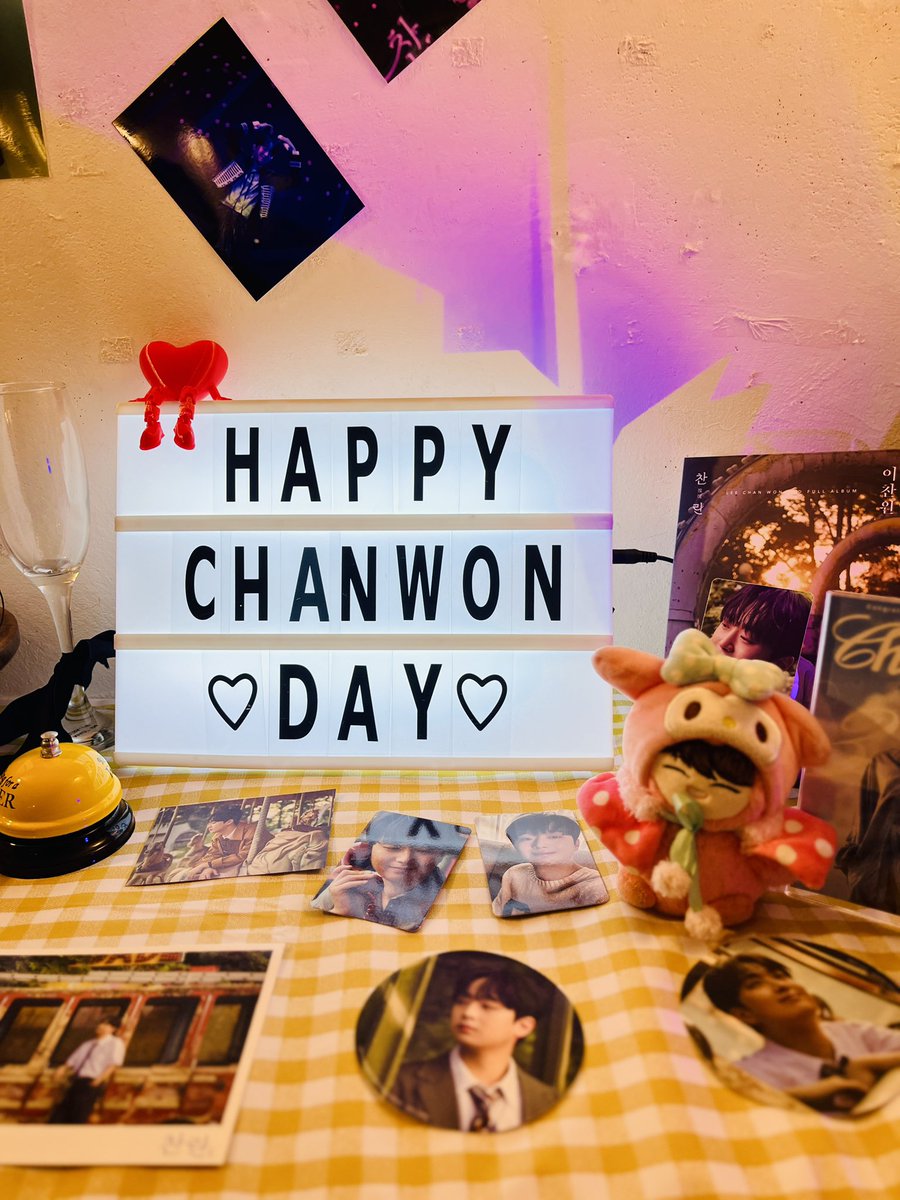 iamumdal's tweet image. 차넌이 축하 이어서 하겠습니다 ( ´ ▽ ` )ﾉ💕
0314 데뷔 6주년 축하해잇 🥳🎉🎉🎉

#이찬원 #LeeChanWon #LCW
#데뷔6주년 #축하카페 #홍대마실 #카페멜로우
#260314_찬또_6주년 #오내언사 #영원한내찬또