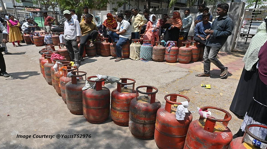 Moneylife tweet media