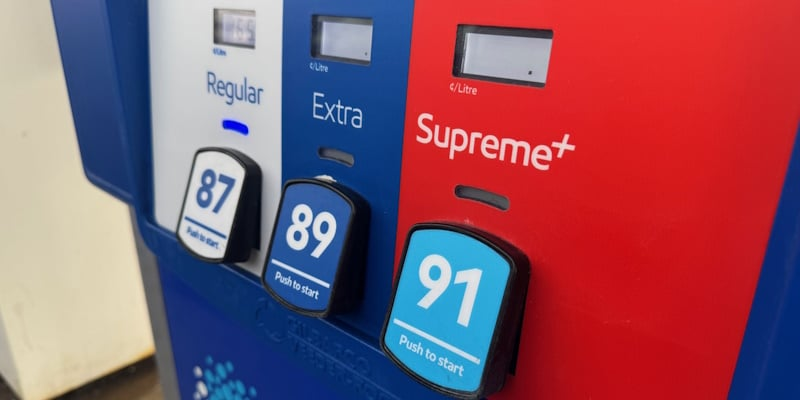VOCMNEWS's tweet photo. Fuel Prices Up in PUB’s Regular Weekly Adjustment

https://t.co/QTeuwYnpHy https://t.co/9OlD1CnS2v