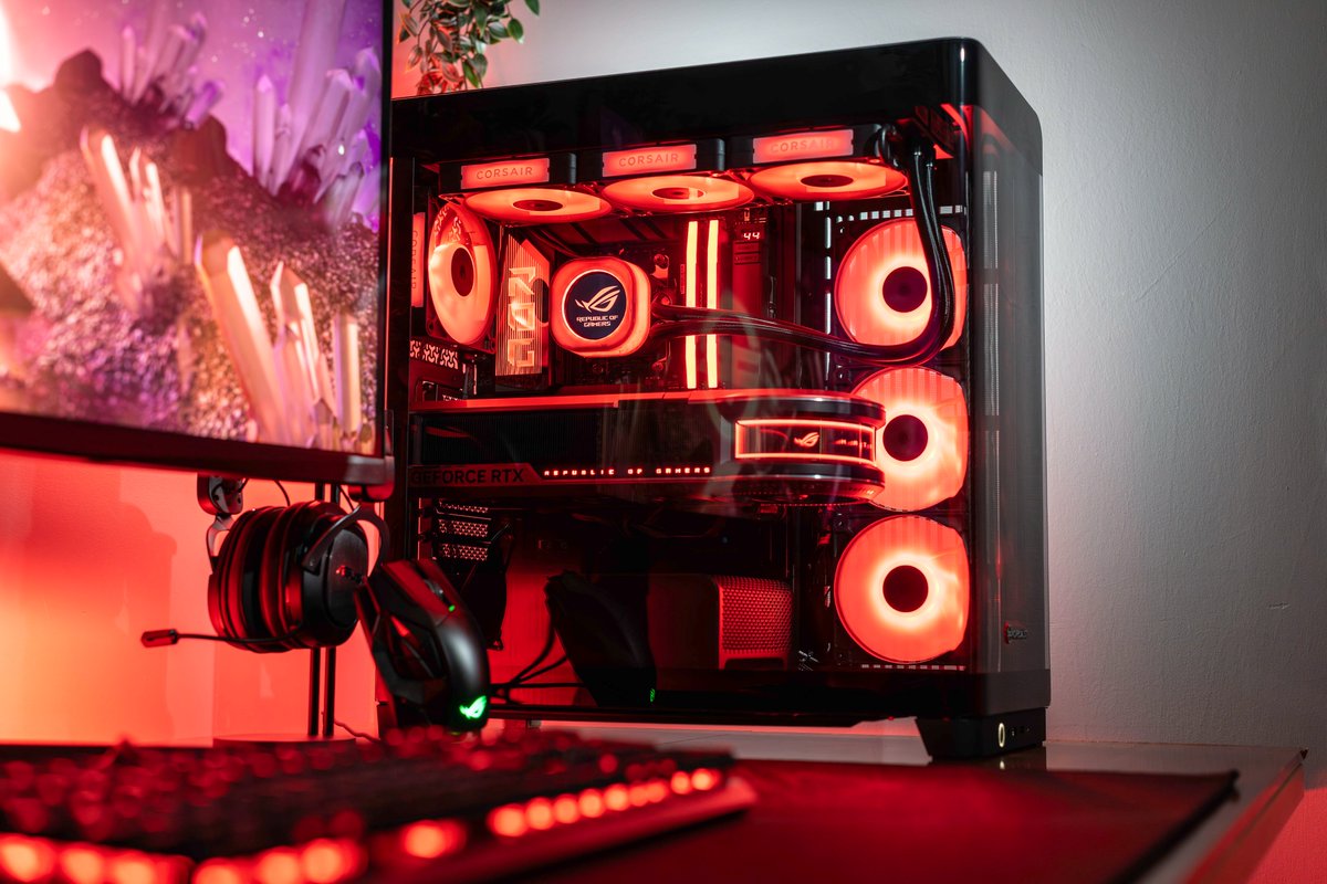 PCSpecialist tweet media