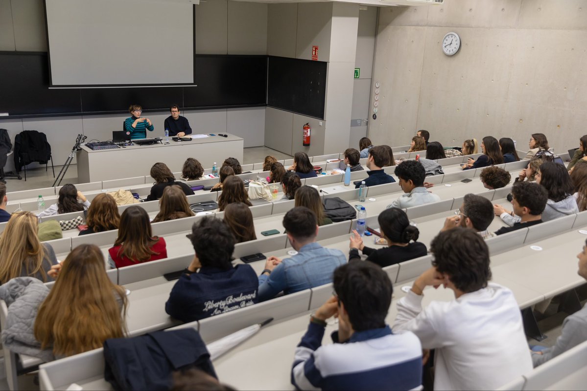 fcomunav tweet media