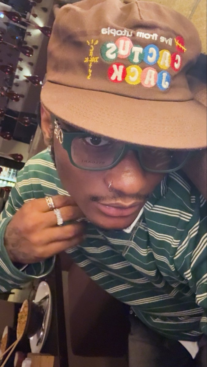 hyce_thegreat's tweet photo. +1 🎉 today and I still Got lethal face Card ! 🐧.. 

ps : I just dropped a song "Te amo"  .. would love you to check it out .  #Trending https://t.co/tnRGKzmvEL