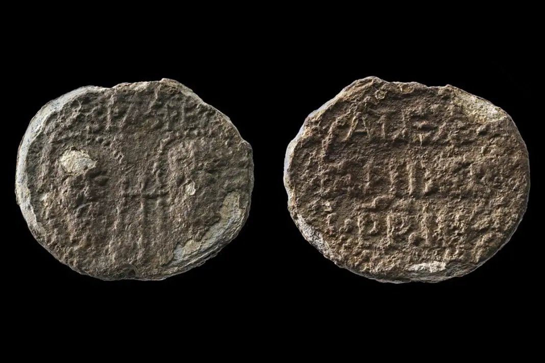 DAntiquis's tweet image. Lead papal seal from the Middle Ages discovered in abandoned village in Harz Village, Germany.

heritagedaily.com/2026/03/mediev…

#Archaeology #Papal #Germany