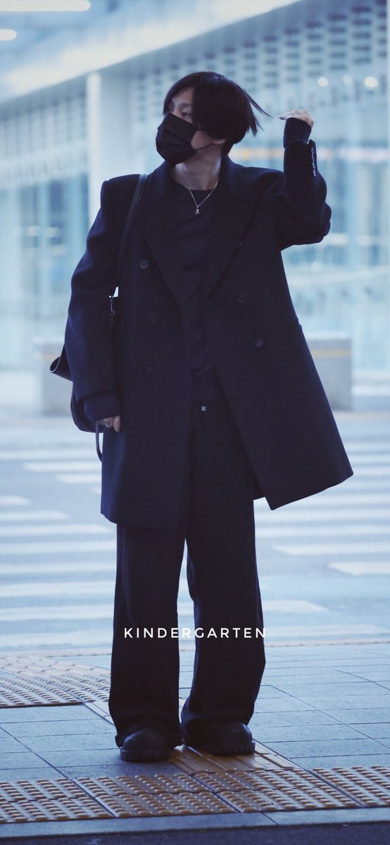 キのコ tweet media