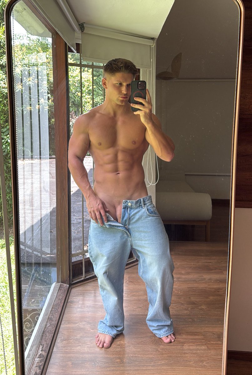 Chris Wrestler tweet media