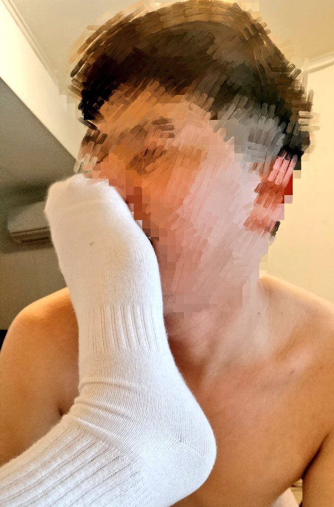 鞋襪里歐 tweet media