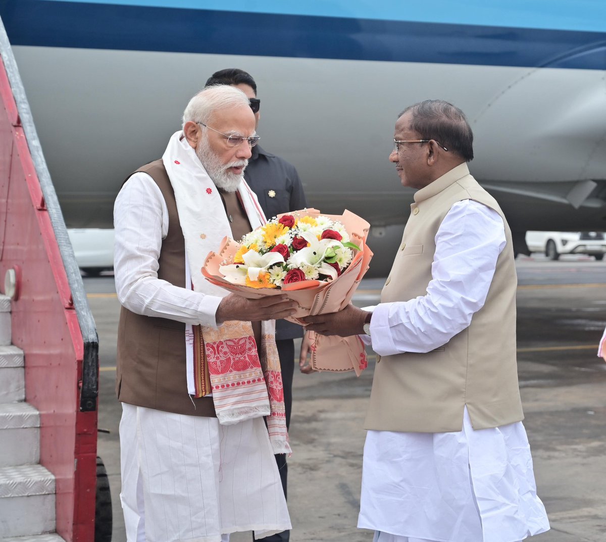 लक्ष्मण प्रसाद आचार्य (Lakshman Prasad Acharya) tweet media