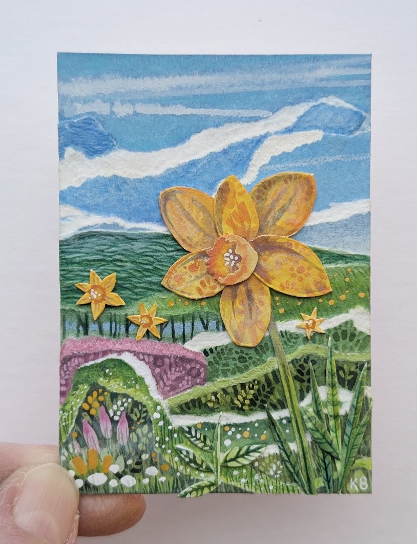 KateBrazierArt's tweet image. Good morning #collage fans! I've been away for too long. I'll be honest, I've taken on too many social media accounts and I can't keep up. Anyway, there's new work in my Folksy shop if you fancy a Friday treat. #art #miniatures #womensart folksy.com/find/shop/Kate…