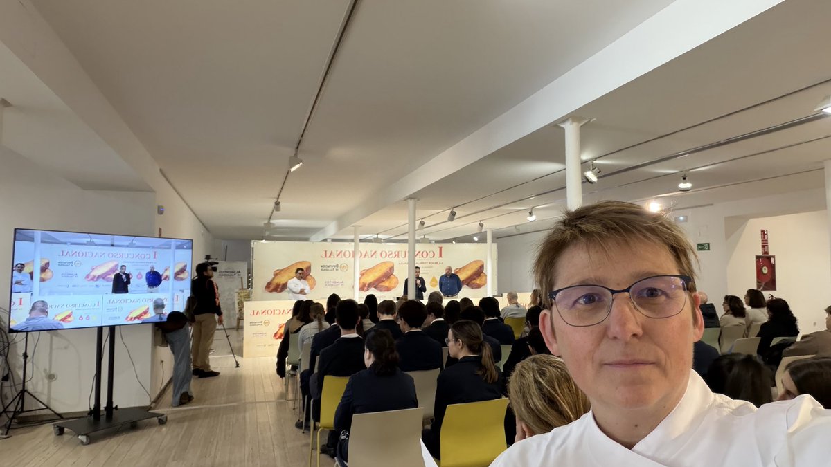 Yolanda Martin Casa R. Mesón Maryobeli tweet media