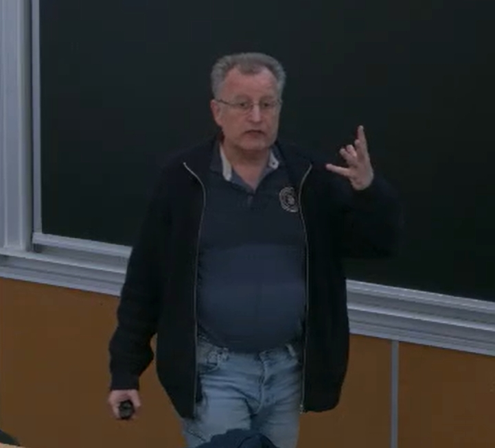 Bibliothèque du CIRM tweet media