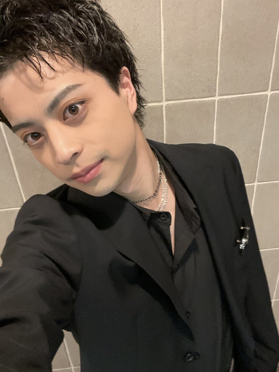 寺島レオン tweet media