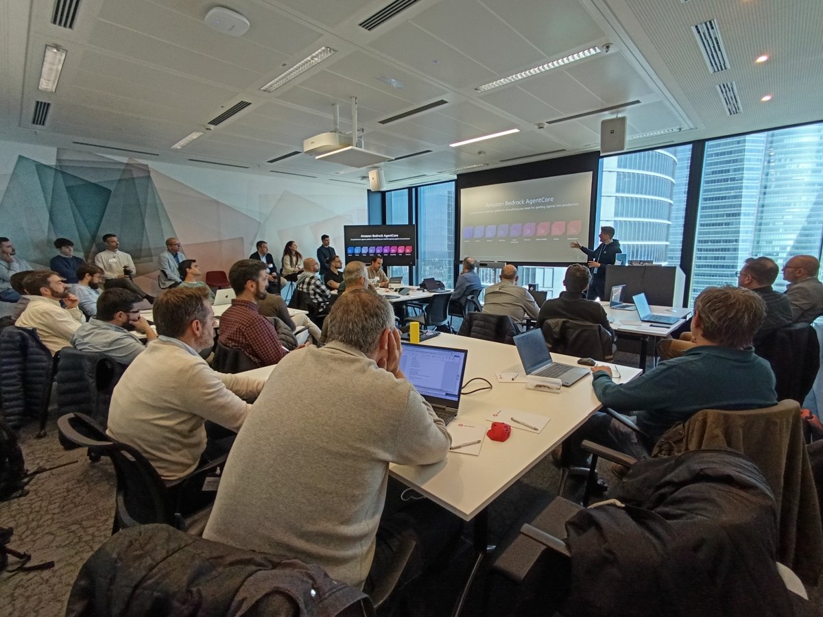 Devoteam España tweet media