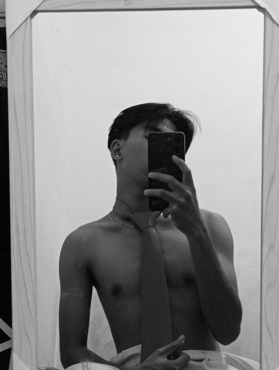 baby tirex 🦖 tweet media